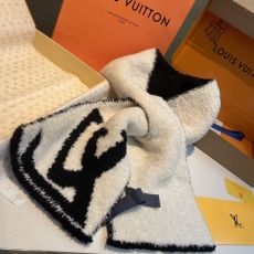 Louis Vuitton Scarf